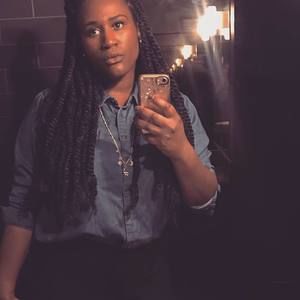 Meet your Posher, Daniella